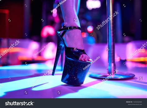 Striptiz Spolni zmenki 