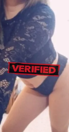 Leah ass Erotic massage Zeliezovce
